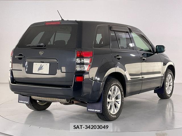 Suzuki ESCUDO 2015-09 8055540-6