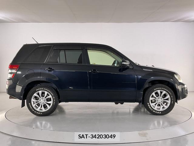 Suzuki ESCUDO 2015-09 8055540-7
