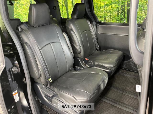 Toyota ESQUIRE 2019-12 8053423-8