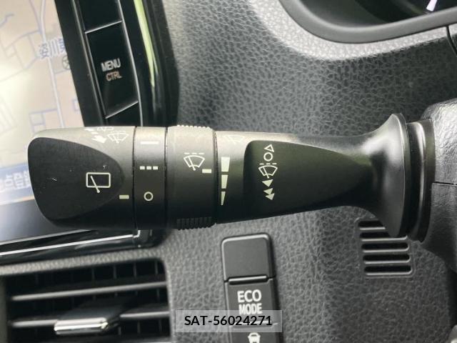 Toyota ESQUIRE 2016-04 8053525-16