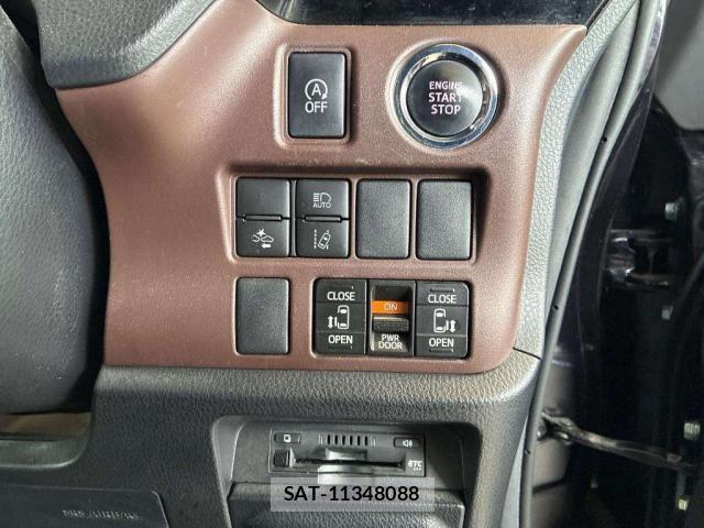 Toyota ESQUIRE 2018-02 8055562-9
