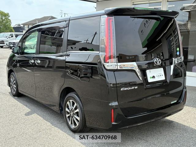 Toyota ESQUIRE 2018-06 8055620-13