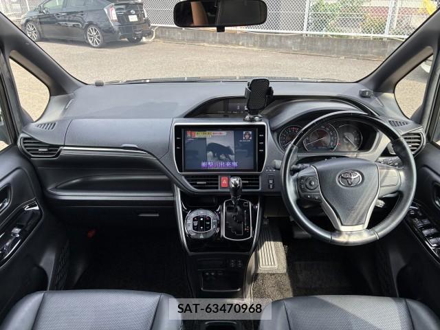 Toyota ESQUIRE 2018-06 8055620-2