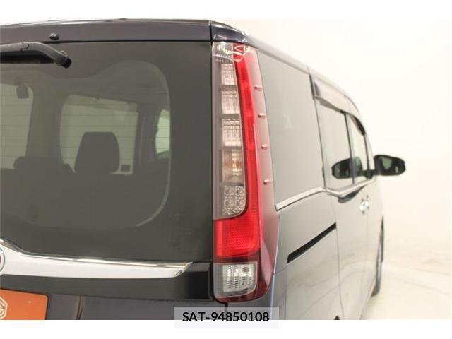 Toyota ESQUIRE 2015-05 8055891-17