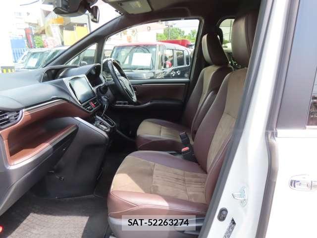Toyota ESQUIRE 2018-01 8055949-2