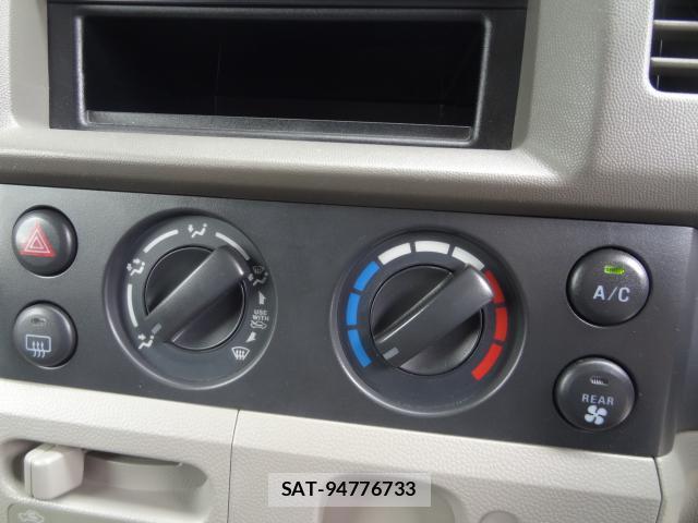 Suzuki EVERY WAGON 2013-10 8054432-19