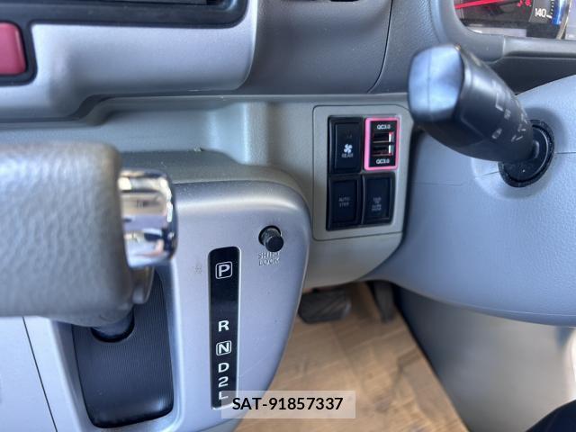 Suzuki EVERY WAGON 2020-02 8055634-12