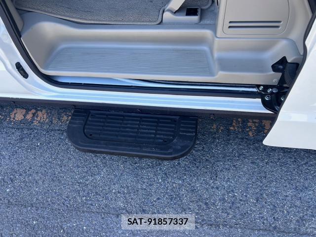 Suzuki EVERY WAGON 2020-02 8055634-8