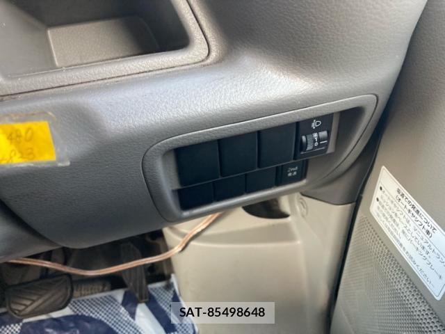 Suzuki EVERY 2016-05 8053865-15