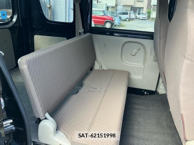 Suzuki EVERY 2016-02 8054015-18