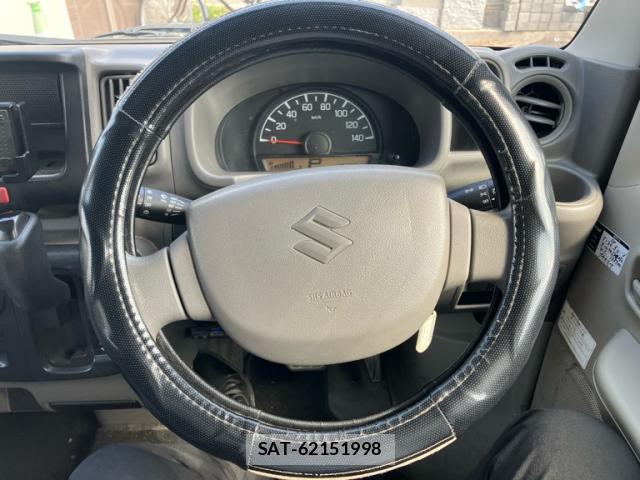 Suzuki EVERY 2016-02 8054015-7