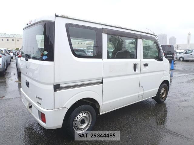 Suzuki EVERY 2016-07 8055300-2