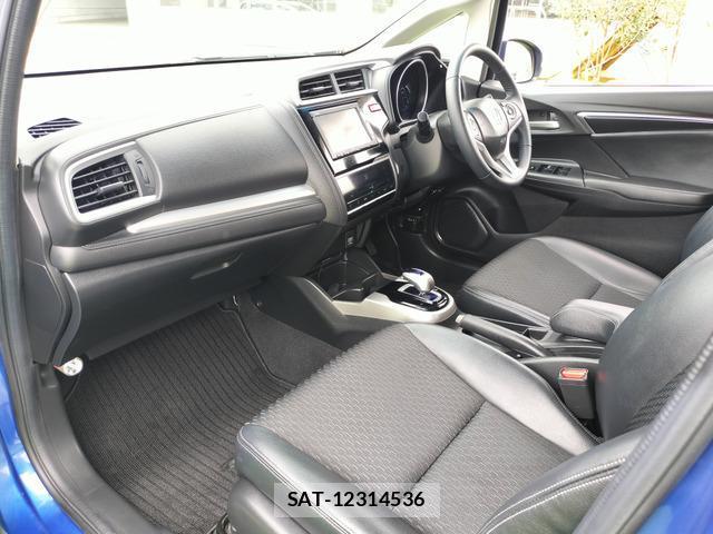 Honda FIT HYBRID 2014-08 8054206-12