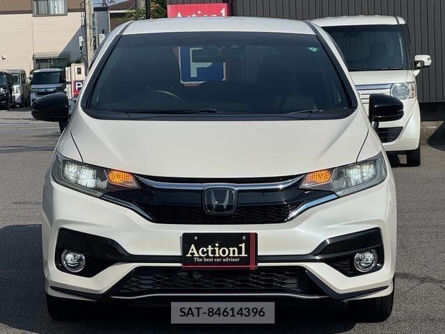 Honda FIT HYBRID 2017-06 8055432-2