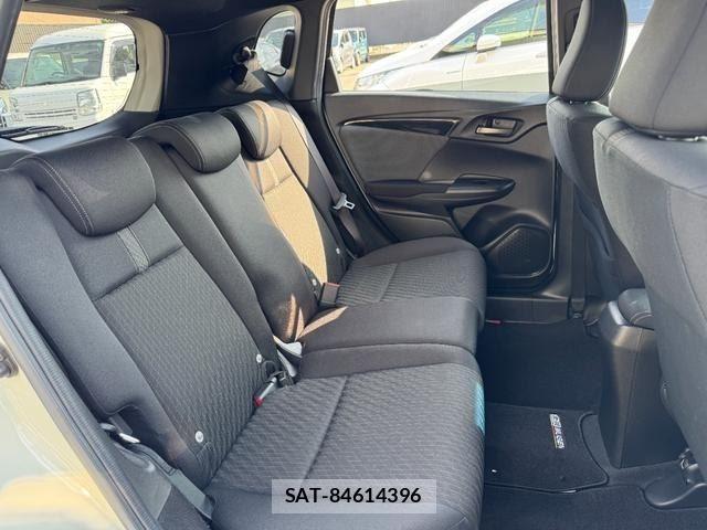 Honda FIT HYBRID 2017-06 8055432-9