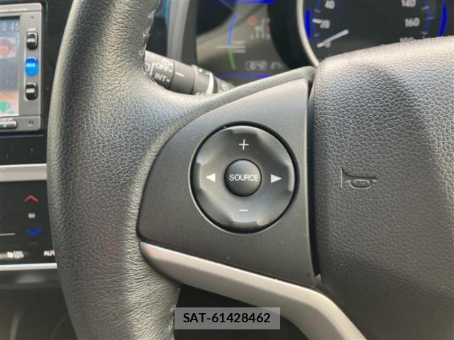 Honda FIT HYBRID 2016-08 8056093-12