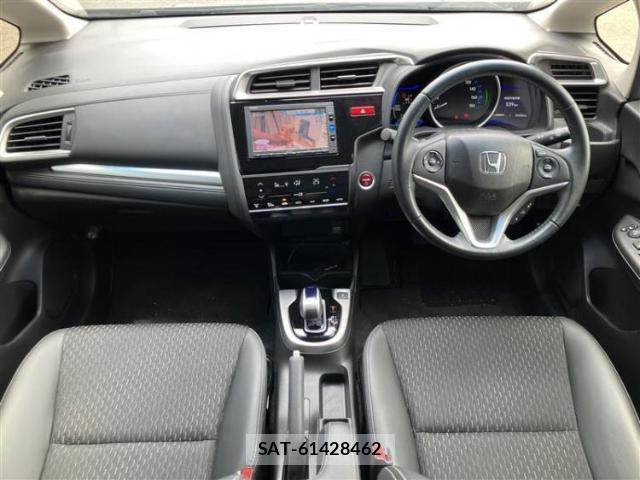 Honda FIT HYBRID 2016-08 8056093-3