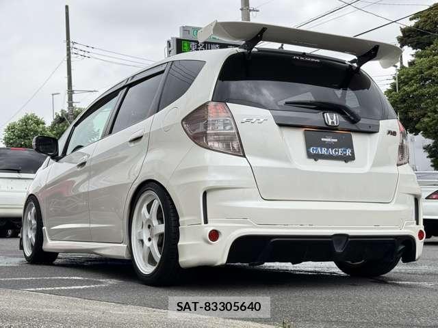 Honda FIT 2011-10 8053958-1
