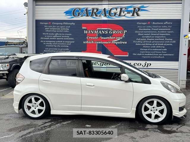 Honda FIT 2011-10 8053958-9