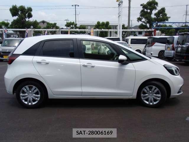 Honda FIT 2023-06 8054073-16