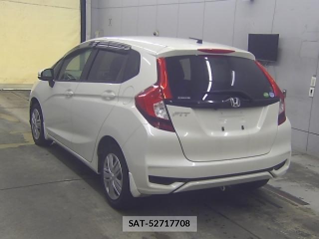 Honda FIT 2017-06 8055397-1