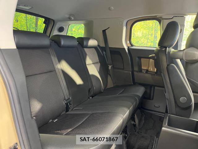 Toyota FJ CRUISER 2014-02 8053719-8