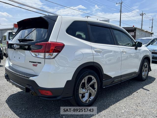 Subaru FORESTER 2022-10 8053241-11