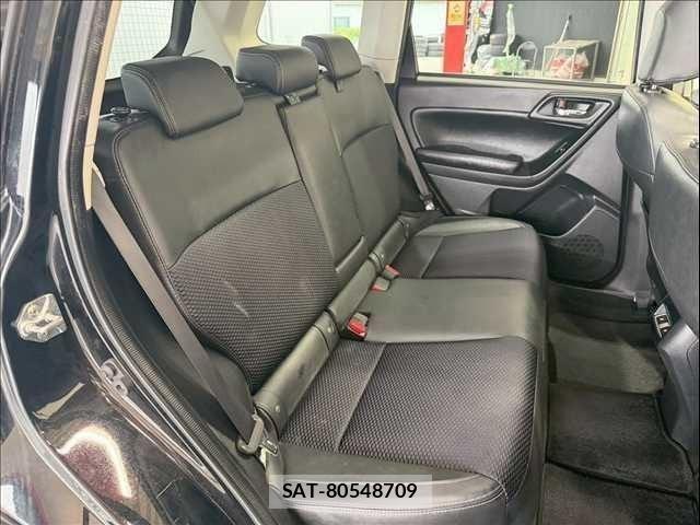 Subaru FORESTER 2016-02 8054096-8