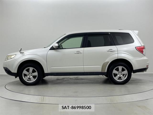 Subaru FORESTER 2010-10 8054272-10