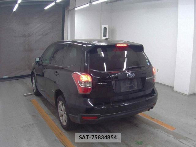 Subaru FORESTER 2013-06 8054505-4