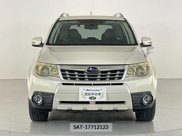 Subaru FORESTER 2011-07 8055533-1