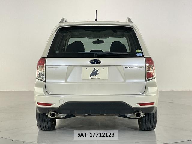 Subaru FORESTER 2011-07 8055533-5