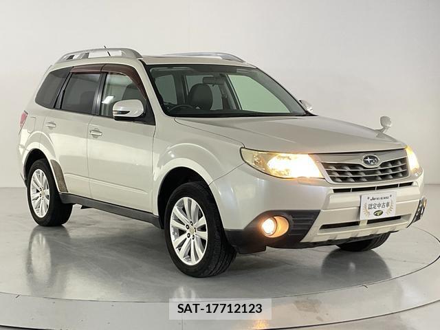 Subaru FORESTER 2011-07 8055533-8