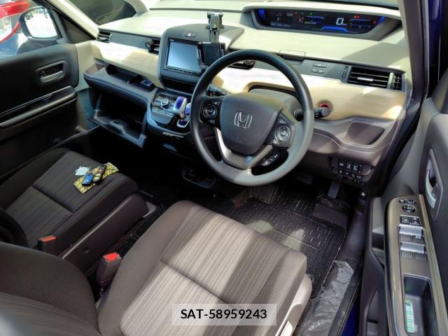 Honda FREED HYBRID 2018-09 8054116-2