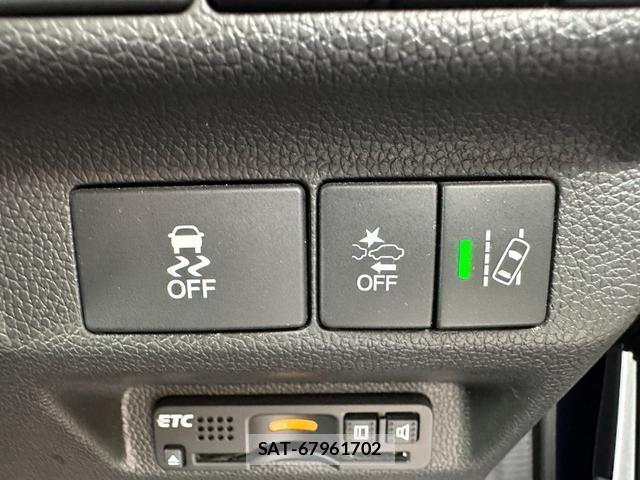 Honda FREED HYBRID 2017-04 8054187-7