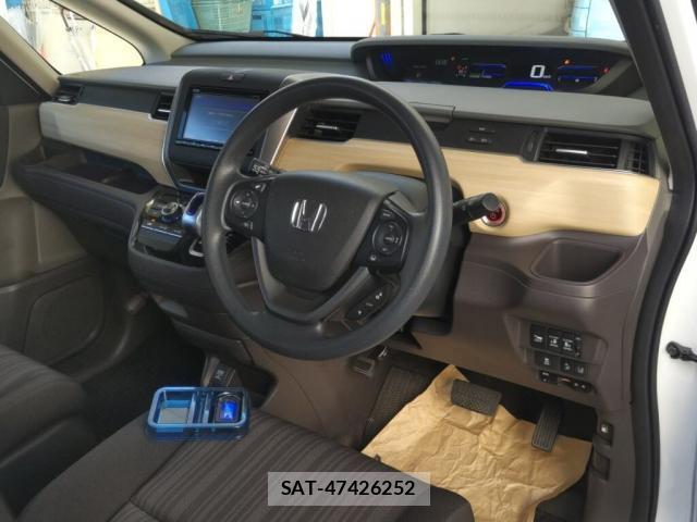 Honda FREED HYBRID 2018-01 8054504-2