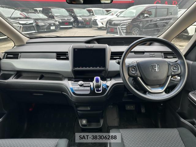 Honda FREED 2018-10 8054195-1
