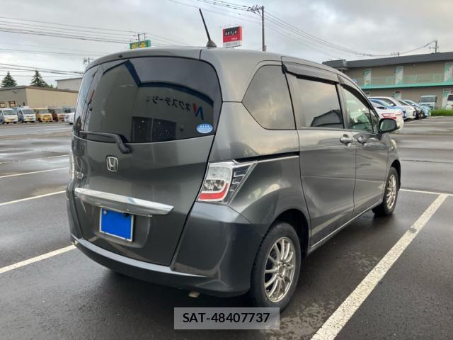 Honda FREED 2012-09 8053886-1