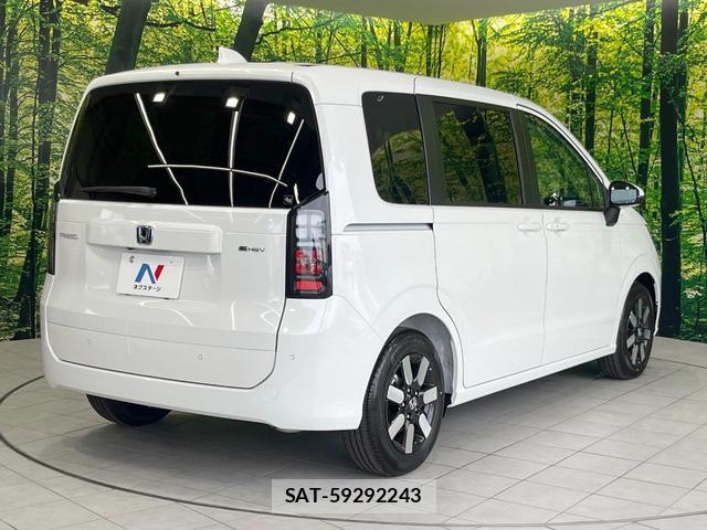 Honda FREED 2026-07 8054043-17