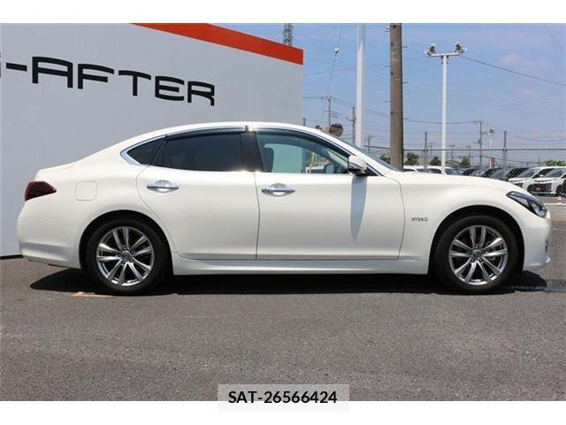 Nissan FUGA HYBRID 2022-07 8055668-10
