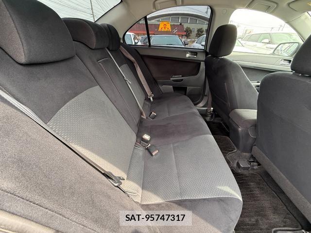 Mitsubishi GALANT FORTIS 2009-01 8054884-6