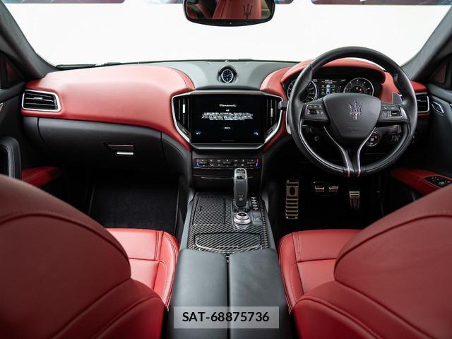 Maserati GHIBLI 2021-07 8054494-3