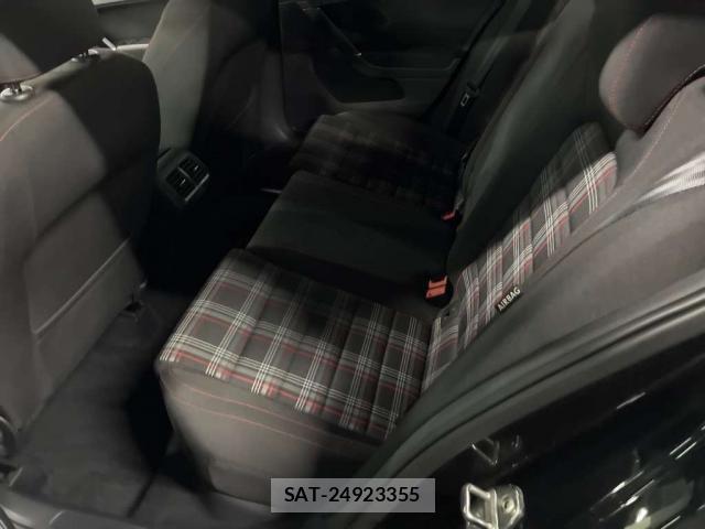 VolksWagen GOLF GTI 2014-04 8055082-6