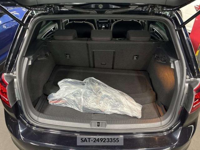VolksWagen GOLF GTI 2014-04 8055082-7