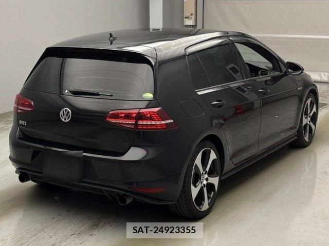 VolksWagen GOLF GTI 2014-04 8055082-9