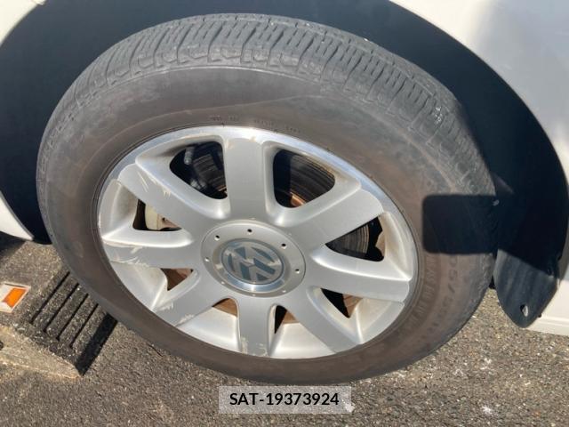 VolksWagen GOLF TOURAN 2007-05 8053909-13