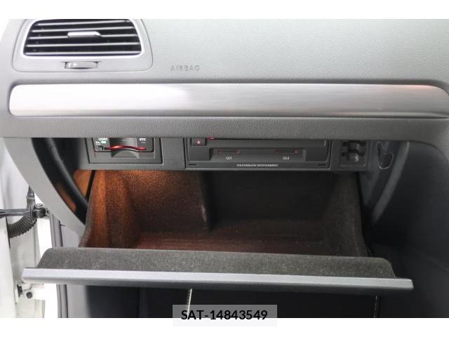 VolksWagen GOLF VARIANT 2017-12 8053225-12