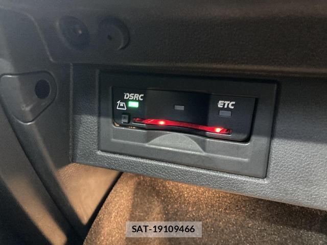 VolksWagen GOLF VARIANT 2017-05 8055110-12