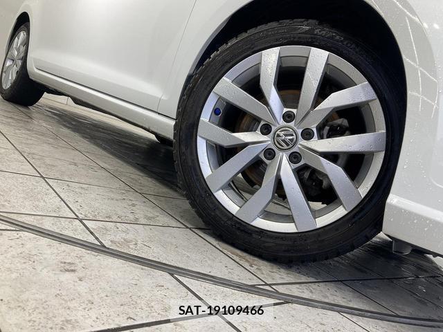 VolksWagen GOLF VARIANT 2017-05 8055110-13
