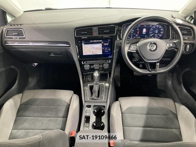 VolksWagen GOLF VARIANT 2017-05 8055110-2